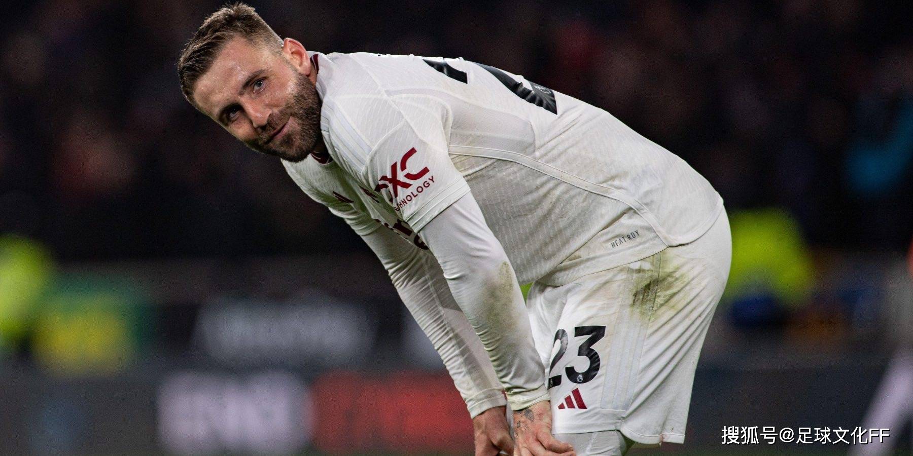 转折点纽卡斯尔调整名单，欧冠赛前攻防权衡，态度坚定，年轻球员得到机会的简单介绍