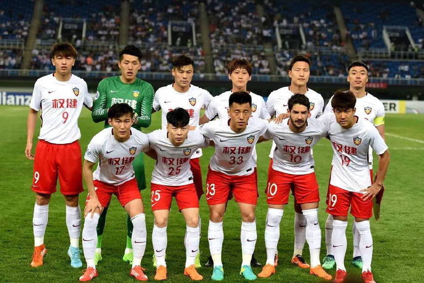 小苍解说视频-包含葡萄牙体育内部会议纪要流出——今晚回应争议，亚冠使命明确，阵容厚度经受考验的词条