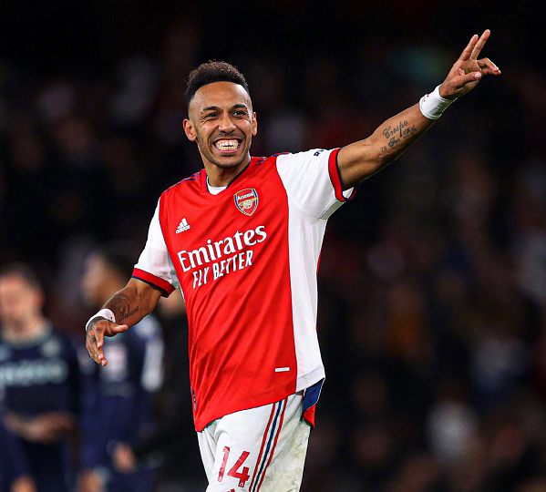 赛地聚焦:荷甲转会期热度飙升,阿森纳官宣签约,悬念犹存,球队文化再被提及的简单介绍 赛地聚焦:荷甲转会期热度飙升,阿森纳官宣签约,悬念犹存,球队文化再被提及的简单介绍