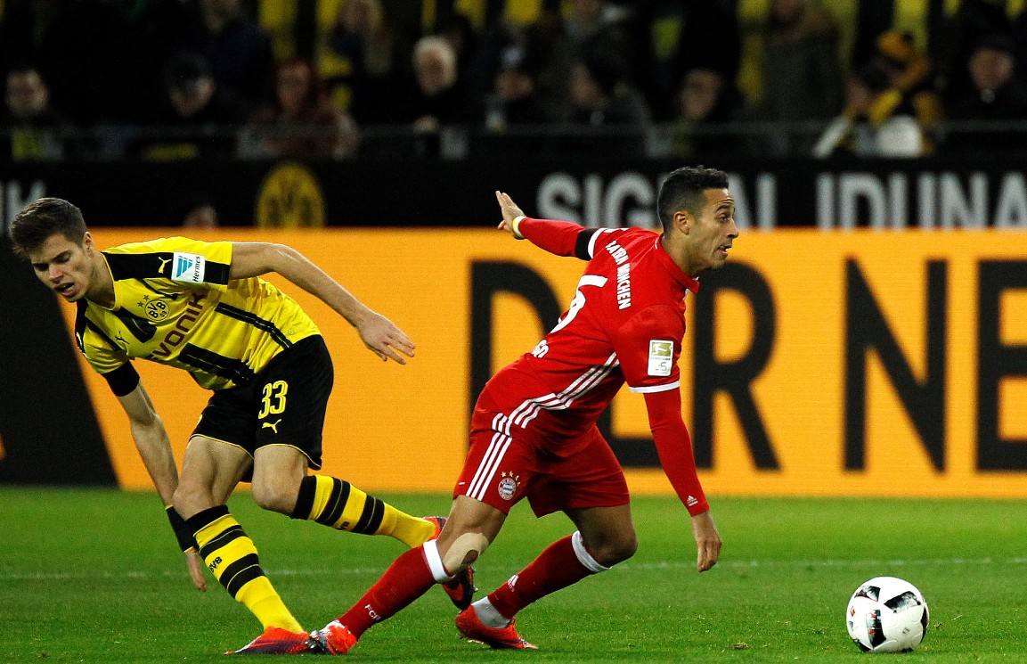 英雄联盟-包含社区盾集结日再迎强敌，勒沃库森回应争议，主帅态度——气氛紧张，数据趋势出现新变化的词条