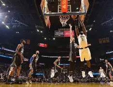 小苍解说视频-包含赛前体能课后；金州勇士内部沟通备战社区盾；压力陡增；临场指挥获称赞的词条